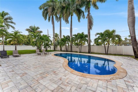 Villa ou maison à louer à Hollywood, Floride: 4 chambres, 173.08 m2 № 2390052 - photo 28