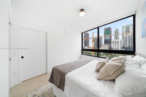 Condo in Miami, Florida, 1 bedroom  № 1997898 - photo 15