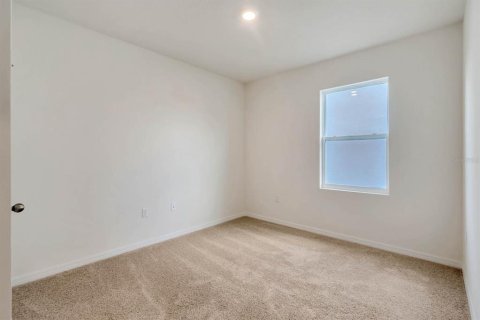 House in Mount Dora, Florida 4 bedrooms, 149.11 sq.m. № 1907125 - photo 2