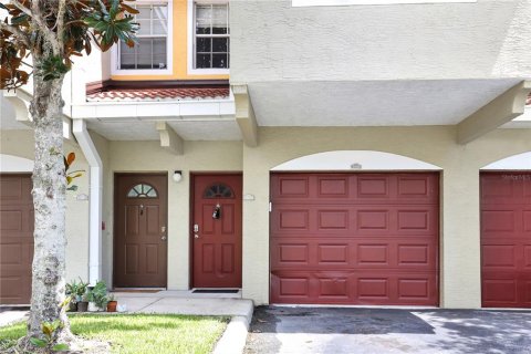 Condo in Sarasota, Florida, 3 bedrooms  № 2389209 - photo 1