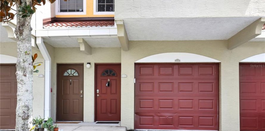 Condo in Sarasota, Florida, 3 bedrooms  № 2389209