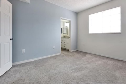 Condo in Sarasota, Florida, 3 bedrooms  № 2389209 - photo 16