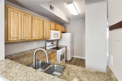 Condo in Sarasota, Florida, 3 bedrooms  № 2389209 - photo 3