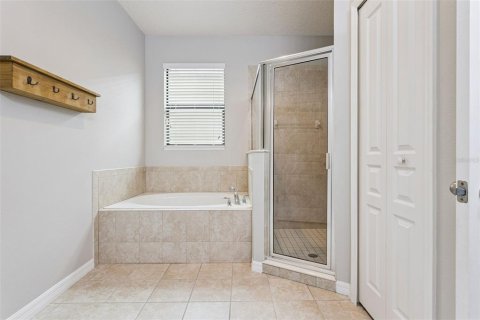 Villa ou maison à vendre à Groveland, Floride: 4 chambres, 202.43 m2 № 2410456 - photo 21