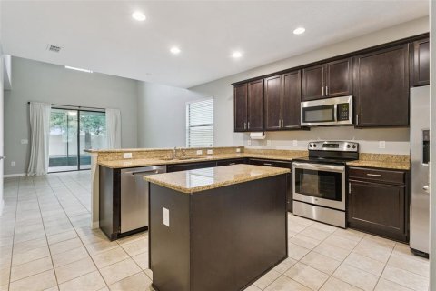 Villa ou maison à vendre à Groveland, Floride: 4 chambres, 202.43 m2 № 2410456 - photo 13