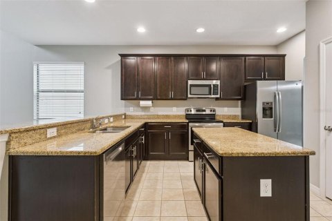 Villa ou maison à vendre à Groveland, Floride: 4 chambres, 202.43 m2 № 2410456 - photo 15