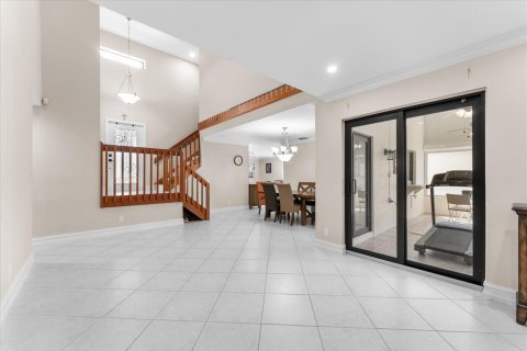 House in Weston, Florida 4 bedrooms, 195.37 sq.m. № 2086522 - photo 5