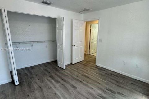 Touwnhouse à vendre à Miramar, Floride: 4 chambres, 185.99 m2 № 2051090 - photo 19