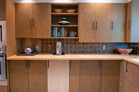 Купить виллу или дом в Бель-Эйр, Флорида 14 комнат, 379.97м2, № 2157851 - фото 20