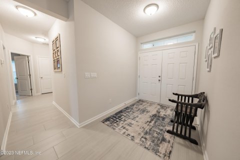House in Fernandina Beach, Florida 5 bedrooms, 213.68 sq.m. № 848733 - photo 1