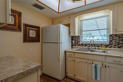 Copropriété à louer à Saint Petersburg, Floride: 1 chambre, 68.56 m2 № 2099339 - photo 17