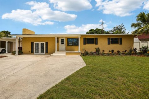 Casa en Orlando, Florida 3 dormitorios, 180.88 m2 № 2329241