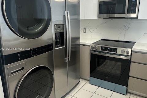 Купить кондоминиум в Майами, Флорида 2 спальни, 80.55м2, № 2178409 - фото 5