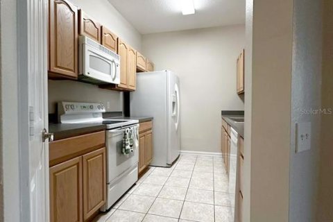 Condo in Orlando, Florida, 2 bedrooms № 2151149 - photo 21