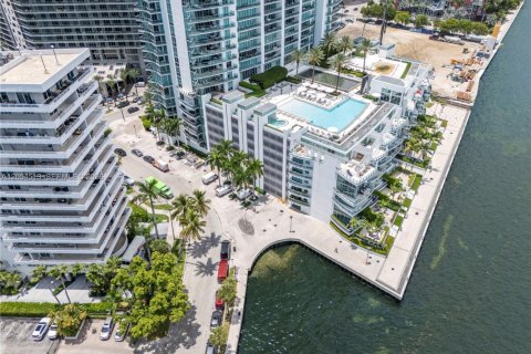 Condo in Miami, Florida, 2 bedrooms № 2172069 - photo 15
