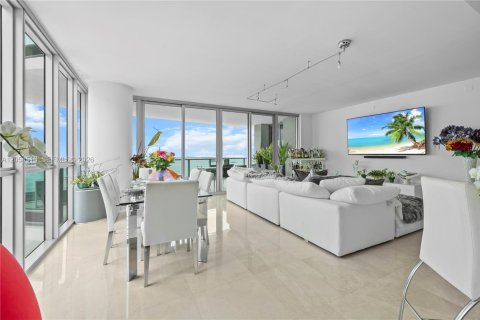 Condo in Miami, Florida, 2 bedrooms № 2172069 - photo 22
