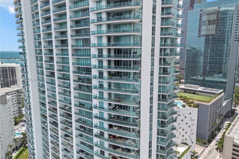 Condo in Miami, Florida, 2 bedrooms № 2172069 - photo 5