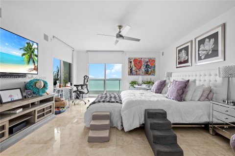 Condo in Miami, Florida, 2 bedrooms № 2172069 - photo 23