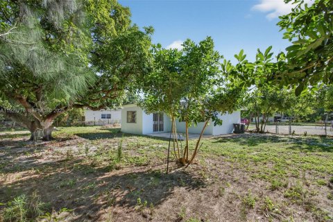Villa ou maison à vendre à Fort Lauderdale, Floride: 4 chambres, 134.06 m2 № 1988968 - photo 24