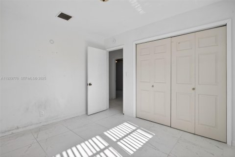 Villa ou maison à vendre à Fort Lauderdale, Floride: 4 chambres, 134.06 m2 № 1988968 - photo 17