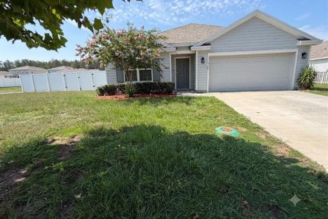 House in Alachua, Florida 4 bedrooms, 164.25 sq.m. № 2205157 - photo 2
