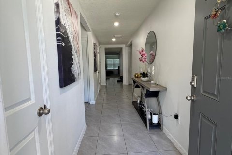 House in Alachua, Florida 4 bedrooms, 164.25 sq.m. № 2205157 - photo 15