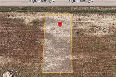 Land in Cape Coral, Florida № 2385928