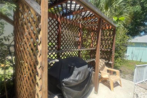 Villa ou maison à louer à Englewood, Floride: 2 chambres, 147.16 m2 № 2155254 - photo 15