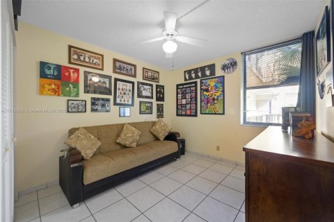Купить кондоминиум в Авентура, Флорида 3 спальни, 128.21м2, № 2088811 - фото 11