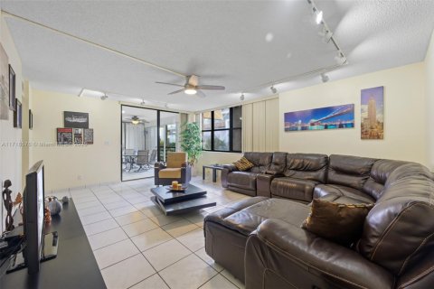 Купить кондоминиум в Авентура, Флорида 3 спальни, 128.21м2, № 2088811 - фото 3