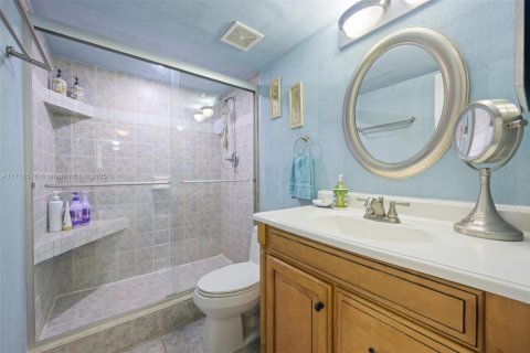 Купить кондоминиум в Авентура, Флорида 3 спальни, 128.21м2, № 2088811 - фото 13