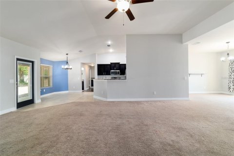 House in Ocala, Florida 4 bedrooms, 216.09 sq.m. № 1603271 - photo 7