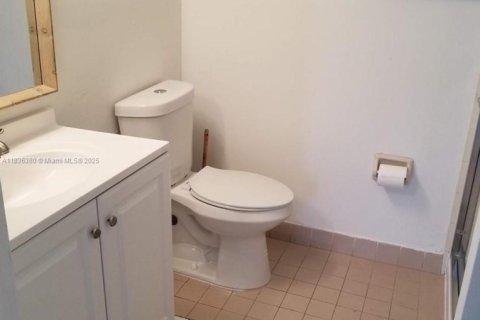 Купить кондоминиум в Майами, Флорида 3 спальни, 104.52м2, № 1935170 - фото 5