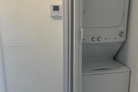 Купить кондоминиум в Майами, Флорида 3 спальни, 104.52м2, № 1935170 - фото 11