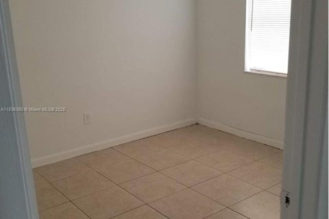 Купить кондоминиум в Майами, Флорида 3 спальни, 104.52м2, № 1935170 - фото 4