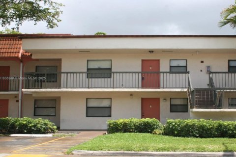 Купить кондоминиум в Майами, Флорида 3 спальни, 104.52м2, № 1935170 - фото 6