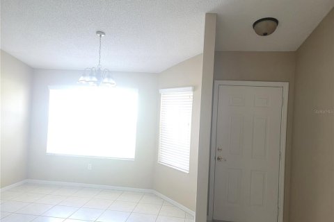 Casa en alquiler en Palm Coast, Florida, 4 dormitorios, 154.59 m2 № 1900900 - foto 2