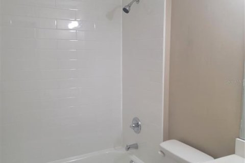 Casa en alquiler en Palm Coast, Florida, 4 dormitorios, 154.59 m2 № 1900900 - foto 17