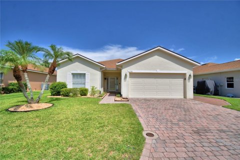 Casa en venta en Lake Wales, Florida, 2 dormitorios, 141.21 m2 № 1780843 - foto 2