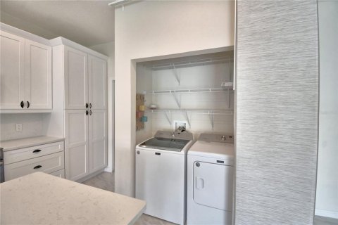 Casa en venta en Lake Wales, Florida, 2 dormitorios, 141.21 m2 № 1780843 - foto 16