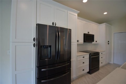 Casa en venta en Lake Wales, Florida, 2 dormitorios, 141.21 m2 № 1780843 - foto 10