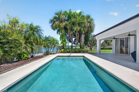 Villa ou maison à vendre à Wellington, Floride: 3 chambres, 185.9 m2 № 2085185 - photo 6