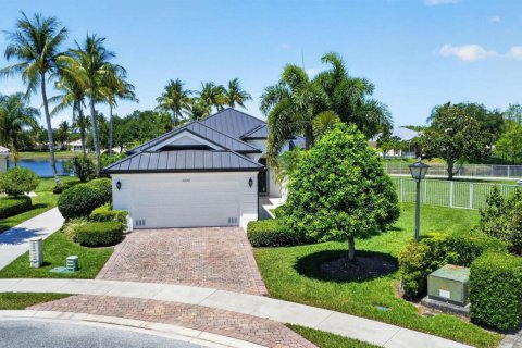 Villa ou maison à vendre à Wellington, Floride: 3 chambres, 185.9 m2 № 2085185 - photo 2