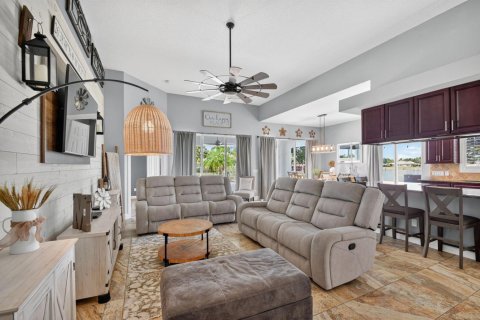 Villa ou maison à vendre à Wellington, Floride: 3 chambres, 185.9 m2 № 2085185 - photo 12
