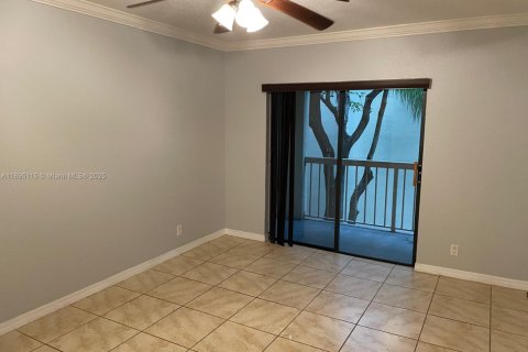 Снять в аренду квартиру в Дорал, Флорида 1 спальня, 65.96м2, № 1954668 - фото 5