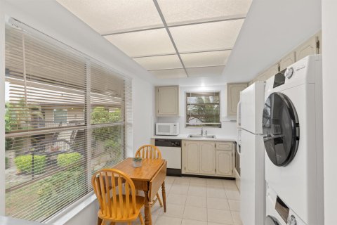 Copropriété à vendre à Delray Beach, Floride: 2 chambres, 90.86 m2 № 2183041 - photo 4
