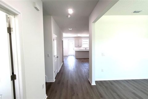 Adosado en alquiler en Apopka, Florida, 3 dormitorios, 164.07 m2 № 2095828 - foto 2