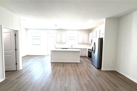 Adosado en alquiler en Apopka, Florida, 3 dormitorios, 164.07 m2 № 2095828 - foto 5