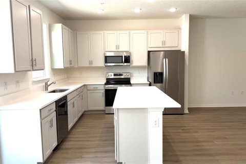 Adosado en alquiler en Apopka, Florida, 3 dormitorios, 164.07 m2 № 2095828 - foto 4