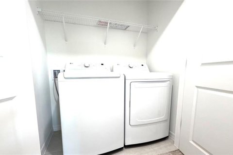 Adosado en alquiler en Apopka, Florida, 3 dormitorios, 164.07 m2 № 2095828 - foto 16